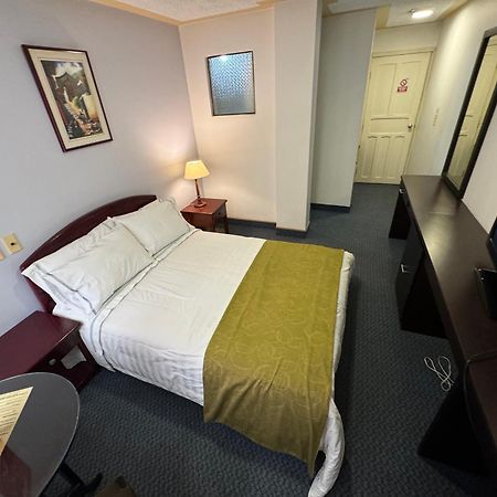 Hotel Los Andes Ипьялес Экстерьер фото