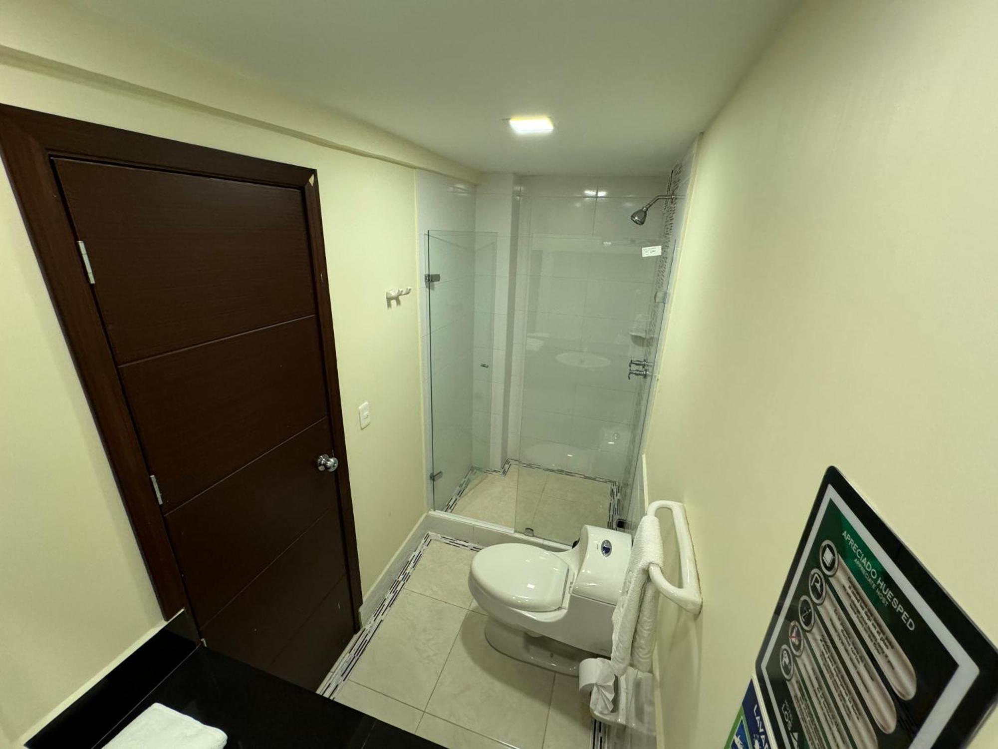 Hotel Los Andes Ипьялес Экстерьер фото